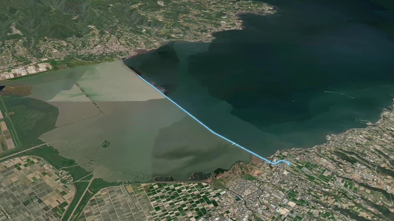諫早湾干拓堤防道路