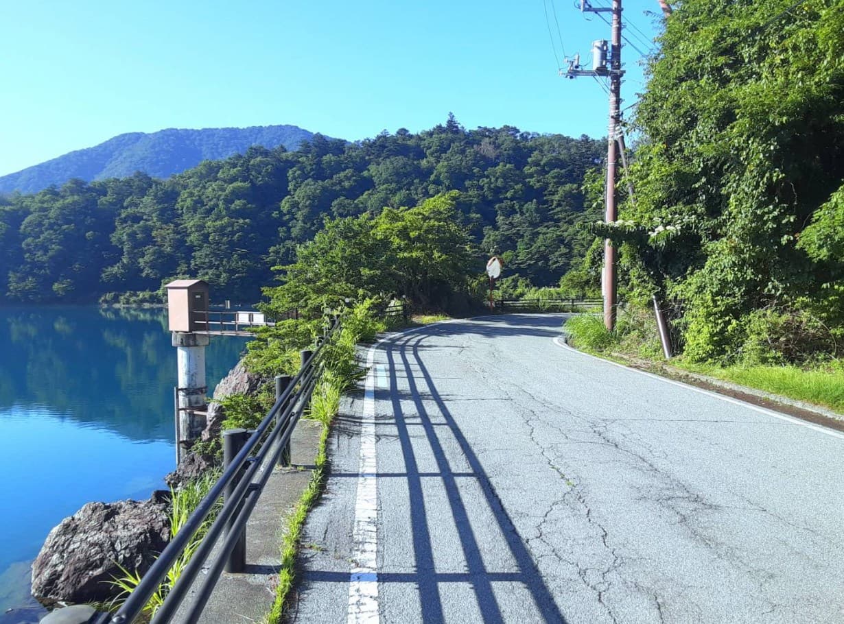 本栖湖周回ルート