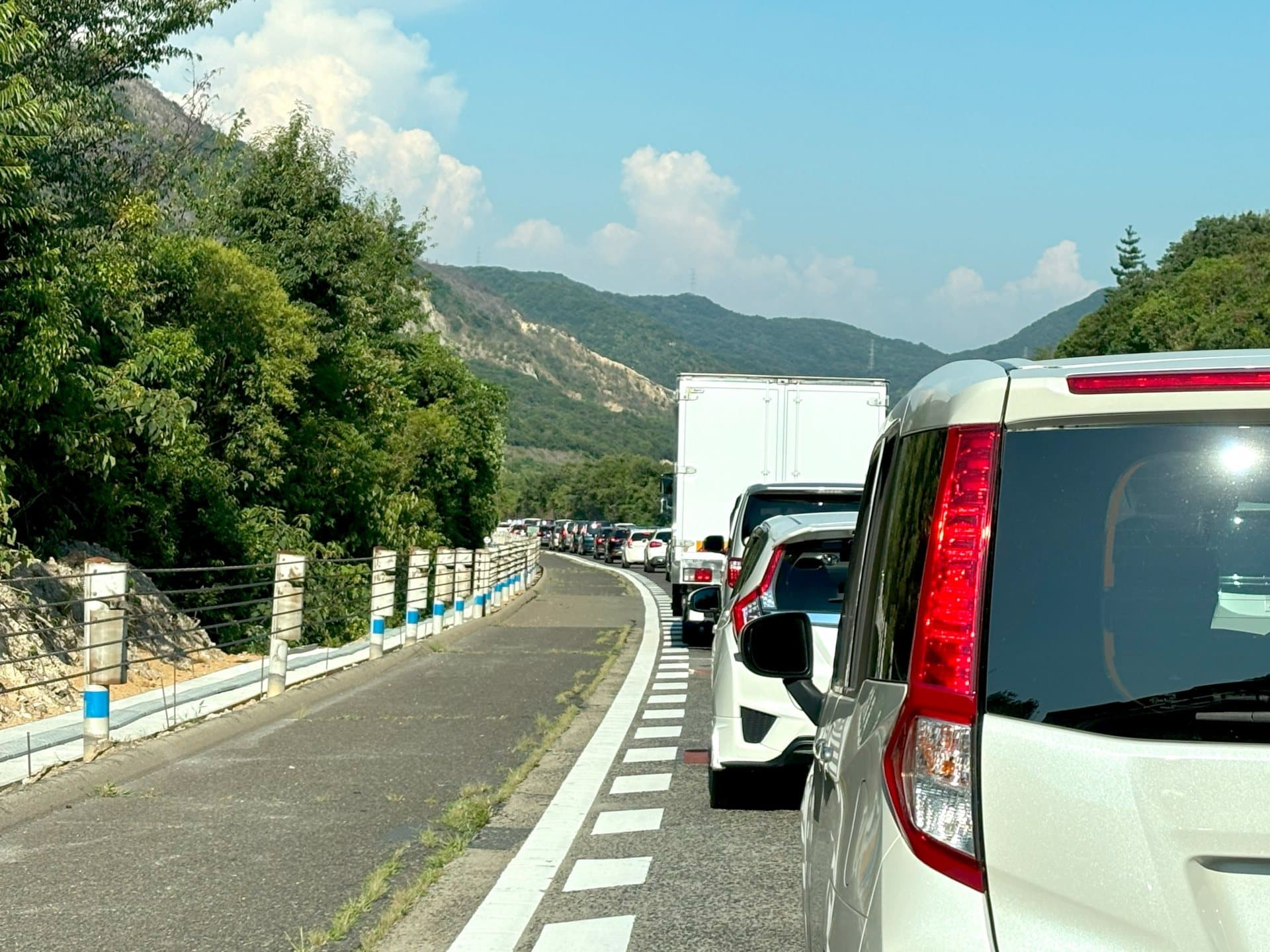 長距離テスト中の運転席
